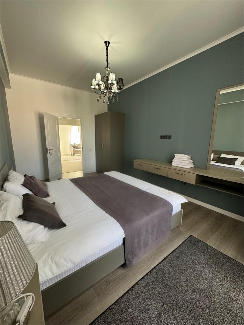 Casablanca Apart Hotel Бишкек Екстериор снимка