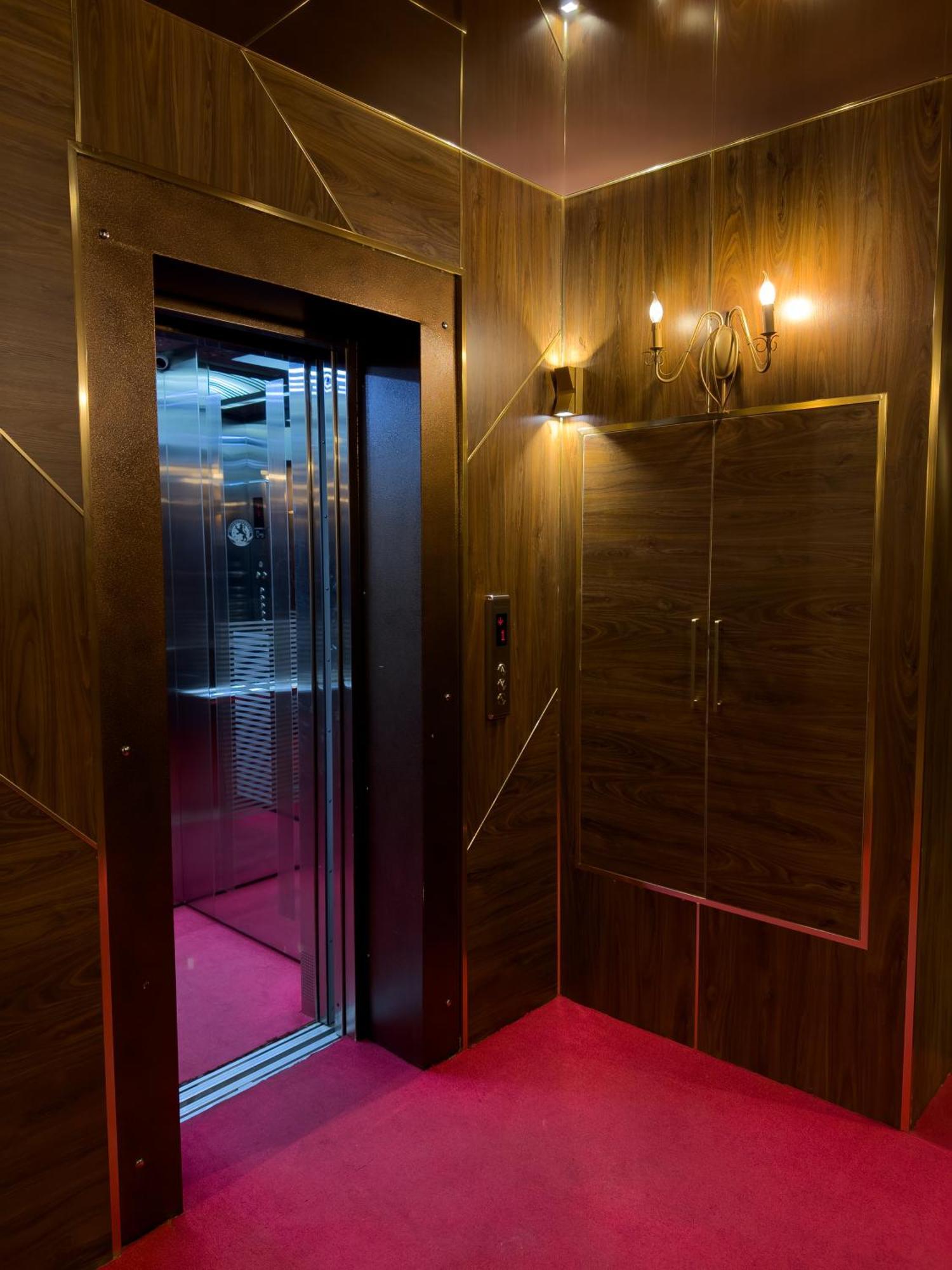 Casablanca Apart Hotel Бишкек Екстериор снимка