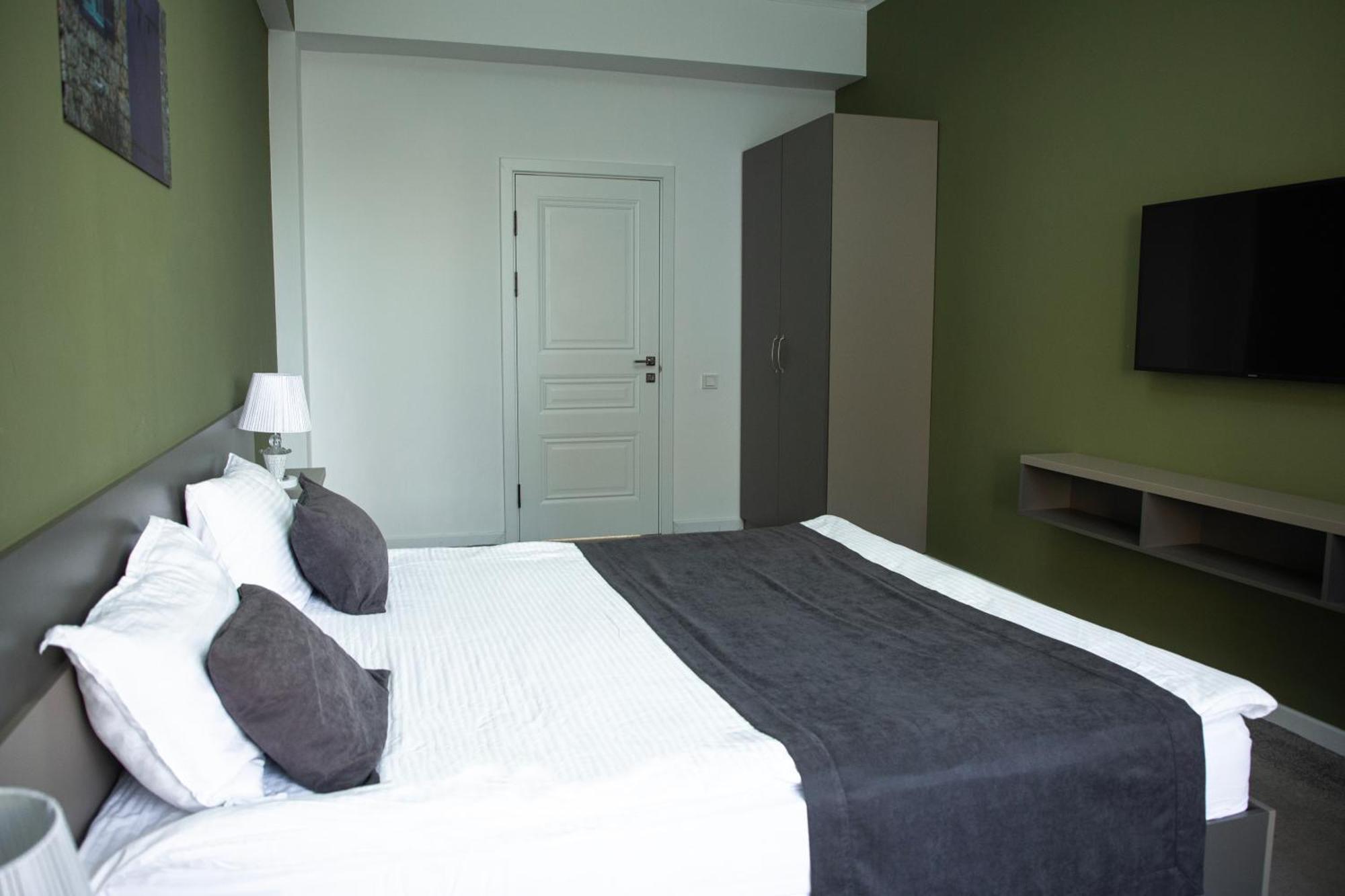 Casablanca Apart Hotel Бишкек Екстериор снимка